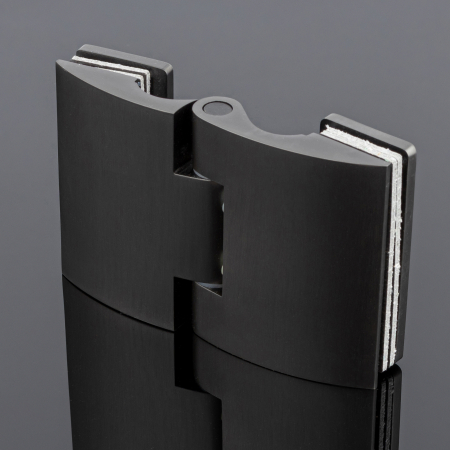 P03-102GRF/brass Петля стекло-стекло 180°/135°, графит матовый, латунь P03-102GRF/brass Петля стекло-стекло 180°/135°, графит матовый, латунь