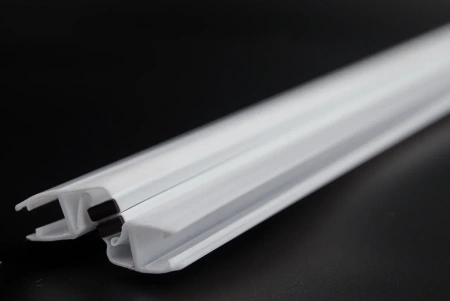 PVH04-907WM8 Магнитный уплотнительный профиль для стекла 8мм, регулируемый 90°- 180°, 2500 мм, premium PVH04-907WM8 Магнитный уплотнительный профиль для стекла 8мм, регулируемый 90°- 180°, 2500 мм, premium