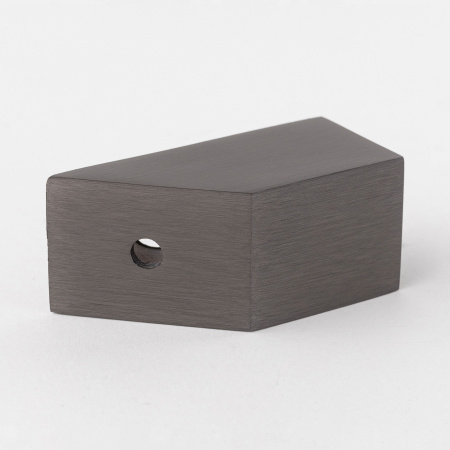 Крепление штанги 15x15 к стене 45° Графит S10-1504GF