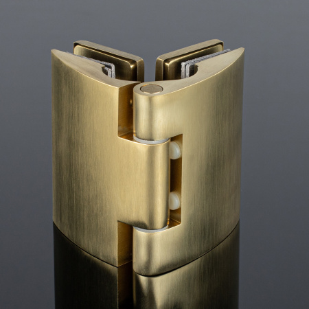 P03-102BGD/brass Петля стекло-стекло 180°/135°, брашированное золото, латунь P03-102BGD/brass Петля стекло-стекло 180°/135°, брашированное золото, латунь