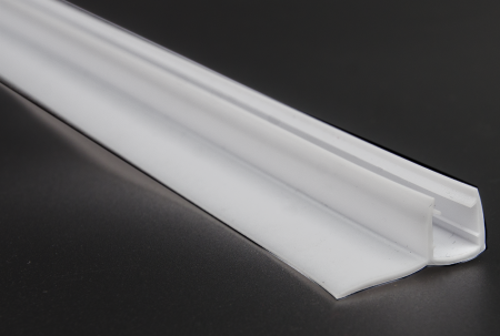 PVH04-910WM8 Уплотнительный профиль ПВХ для стекла 8 мм, 2500мм