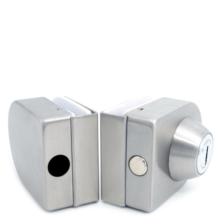 LC-18B-SSS Замок с ответной планкой на стекло, Хром Матовый