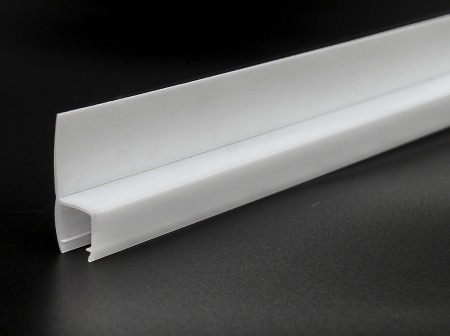 PVH04-909WM8 Уплотнительный профиль ПВХ для стекла 8 мм, 2500мм 2
