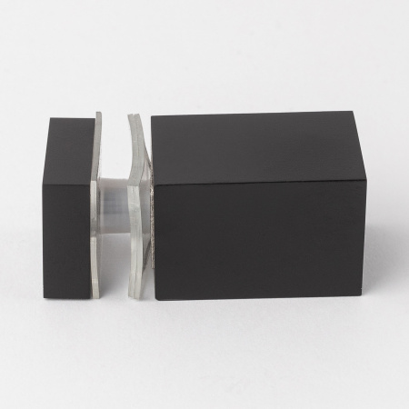 Сквозное крепление штанги 15х15 к стеклу матовый черный S10-1507BL